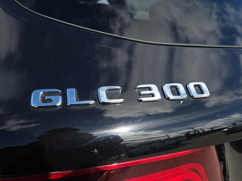 Certified 2022 Mercedes-Benz GLC 300 image 37