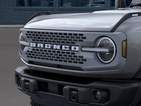 New 2026 Ford Bronco Badlands AWD/4WD image 19