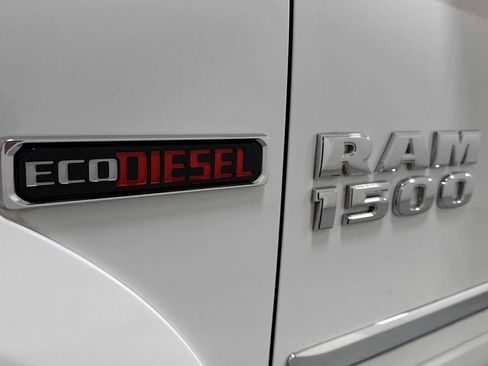 Used 2016 RAM 1500 Laramie w/ Convenience Group image 28