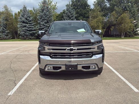 Used 2019 Chevrolet Silverado 1500 LTZ w/ LTZ Premium Package AWD/4WD image 2