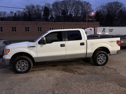 Used 2012 Ford F150 XLT w/ XLT Chrome Pkg image 1
