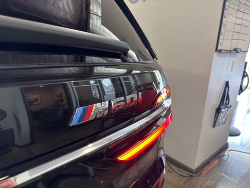 Used 2023 BMW X7 M60i w/ Executive Package image 12