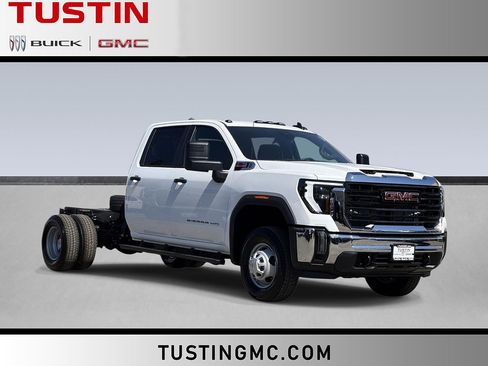 New 2026 GMC Sierra 3500 Pro RWD image 1