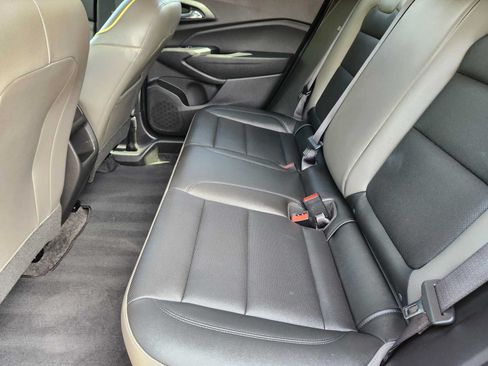 Certified 2025 Chevrolet Trax ACTIV w/ Driver Confidence Package FWD image 28