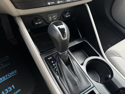 Used 2020 Hyundai Tucson SE image 15