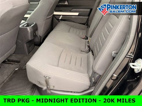 Used 2024 Toyota Tacoma TRD Off-Road image 17