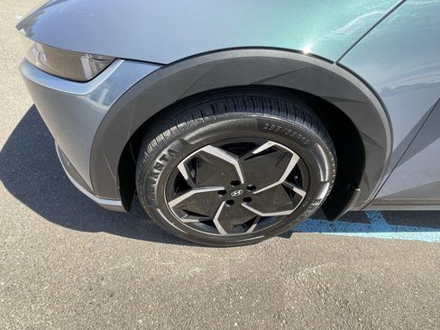 Certified 2024 Hyundai Ioniq 5 SEL AWD/4WD image 9