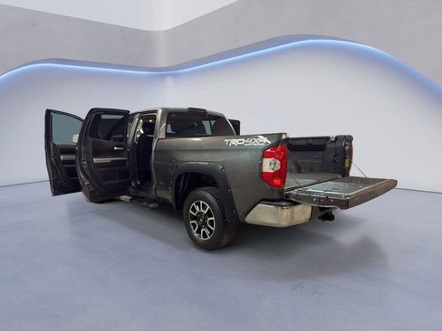 Used 2016 Toyota Tundra SR AWD/4WD image 10
