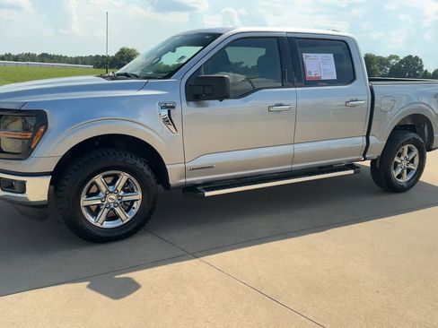 Used 2024 Ford F150 XLT w/ Mobile Office Package image 5