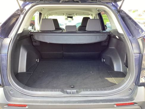 Used 2025 Toyota RAV4 XLE image 12