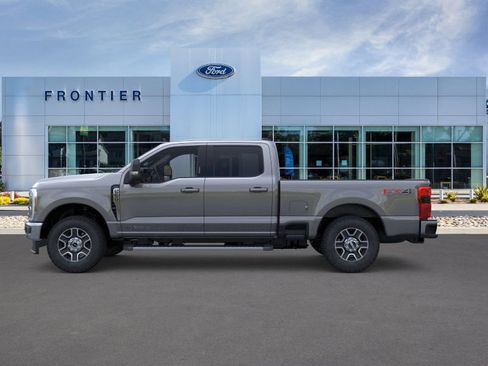 New 2026 Ford F250 4x4 Crew Cab Super Duty image 28
