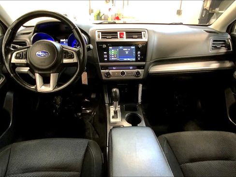 Used 2016 Subaru Outback 2.5i Premium image 14