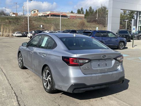 Used 2023 Subaru Legacy Premium image 3