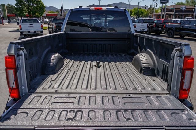 Used 2022 Ford F350 Lariat w/ Lariat Ultimate Package AWD/4WD image 14