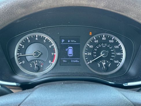 Used 2020 Hyundai Santa Fe SE FWD image 25