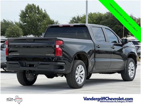 New 2026 Chevrolet Silverado 1500 Custom RWD image 4