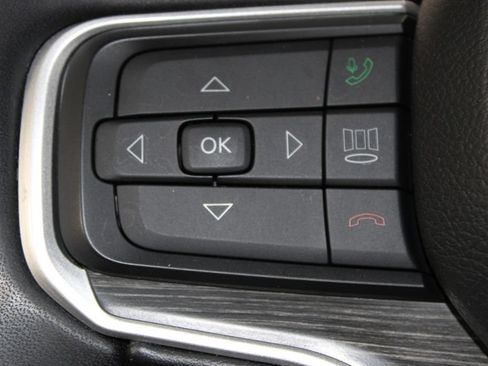 Used 2023 Jeep Wagoneer L Series II AWD/4WD image 27
