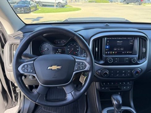 Used 2022 Chevrolet Colorado ZR2 w/ ZR2 Midnight Special Edition image 12