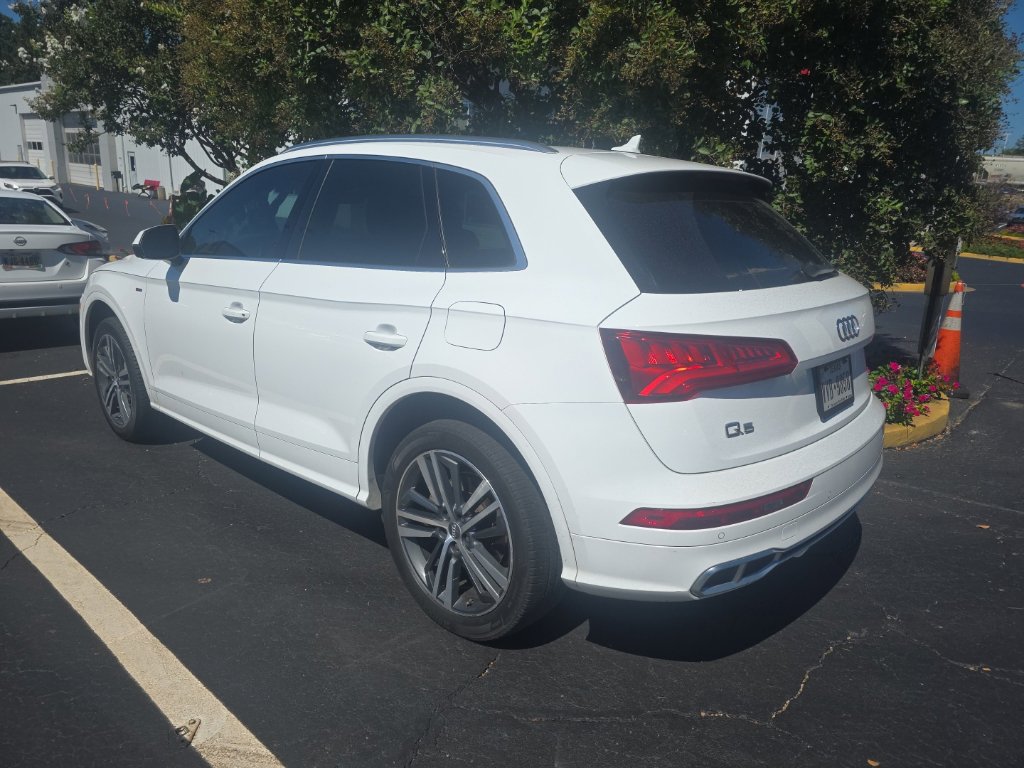 Used 2020 Audi Q5 e Premium Plus AWD/4WD image 7