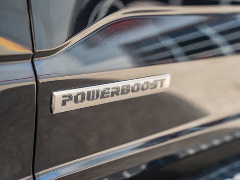 Used 2024 Ford F150 Lariat w/ Equipment Group 502A High AWD/4WD image 12