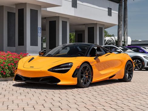 Used 2022 McLaren 720S Performance RWD image 27