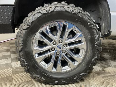 Used 2025 Ford F150 Lariat w/ Equipment Group 502A High image 14