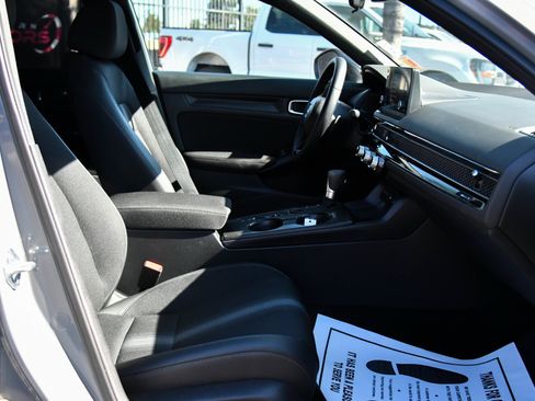 Used 2026 Honda Civic Sport image 41