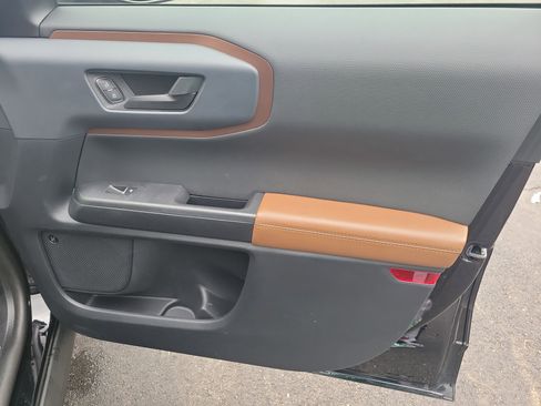 Used 2022 Ford Bronco Sport Outer Banks w/ Tech Package image 28