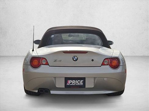 Used 2004 BMW Z4 3.0i RWD image 7