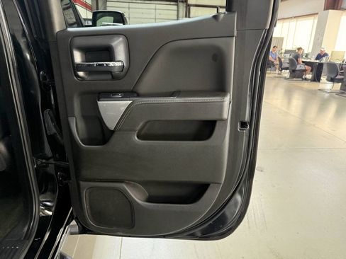 Used 2017 Chevrolet Silverado 1500 LT w/ Redline Edition AWD/4WD image 11