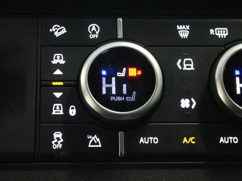 Used 2022 Land Rover Defender 110 XS Edition image 33