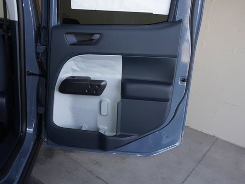 New 2025 Ford Maverick XLT image 45