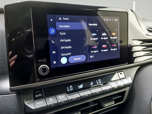 Used 2025 Toyota Camry LE FWD image 17
