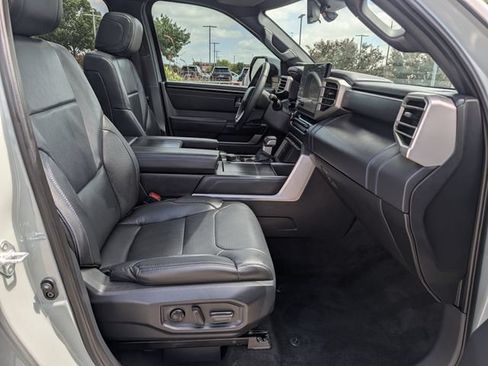 Used 2026 Toyota Tundra Platinum AWD/4WD image 33