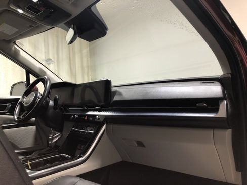 Used 2024 Kia Carnival SX Prestige image 15