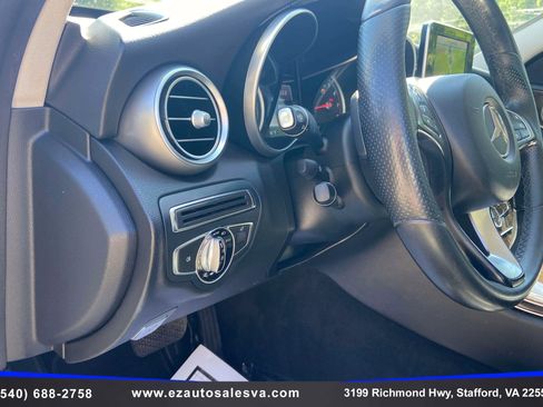Used 2016 Mercedes-Benz C 300 4MATIC Sedan image 21
