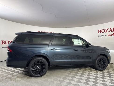 New 2025 Lincoln Navigator L Reserve w/ Jet Appearance Package image 8