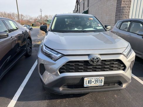Certified 2025 Toyota RAV4 LE image 4