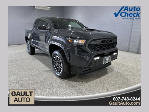 Certified 2026 Toyota Tacoma TRD Sport AWD/4WD image 1