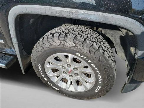 Used 2015 GMC Sierra 1500 SLE w/ All-Terrain Package image 10