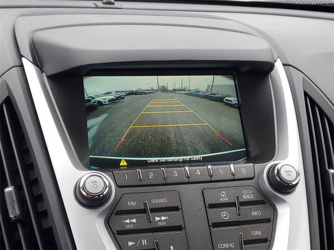 Used 2017 Chevrolet Equinox LT w/ Convenience Package image 23