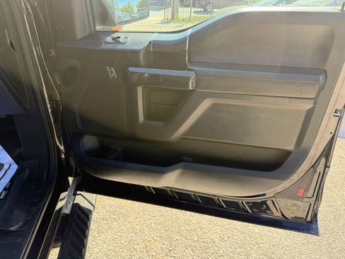 Used 2018 Ford F150 XLT w/ Equipment Group 302A Luxury RWD image 15