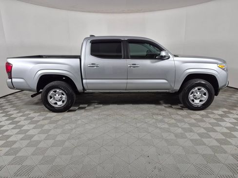 Used 2023 Toyota Tacoma SR w/ SR Convenience Package RWD image 2