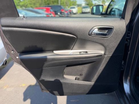 Used 2015 Dodge Journey American Value Package FWD image 8