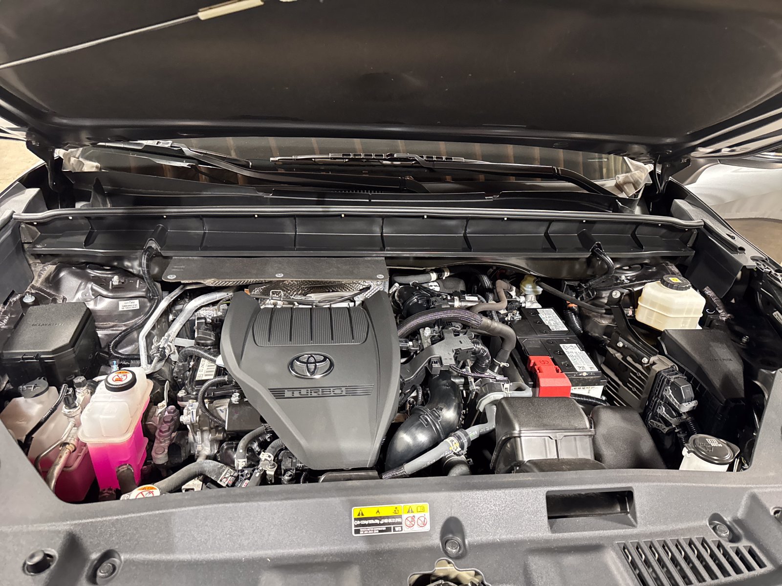 Used 2023 Toyota Highlander XSE AWD/4WD image 31