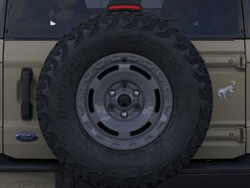 New 2025 Ford Bronco Badlands image 24