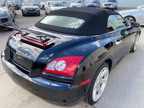 Used 2008 Chrysler Crossfire Limited RWD image 5