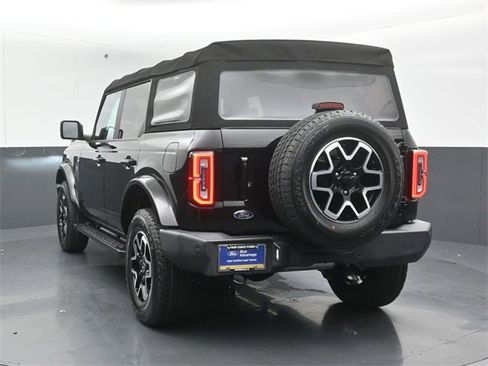 Certified 2022 Ford Bronco Outer Banks image 6