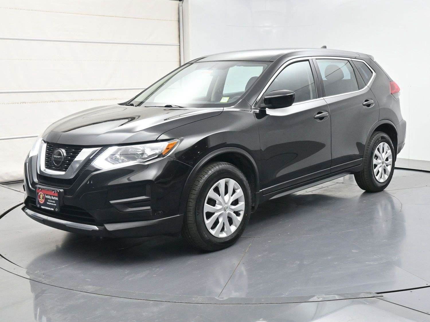 Used 2018 Nissan Rogue S AWD/4WD image 1