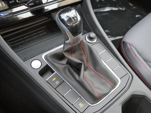 New 2026 Volkswagen Jetta GLI Autobahn FWD image 12